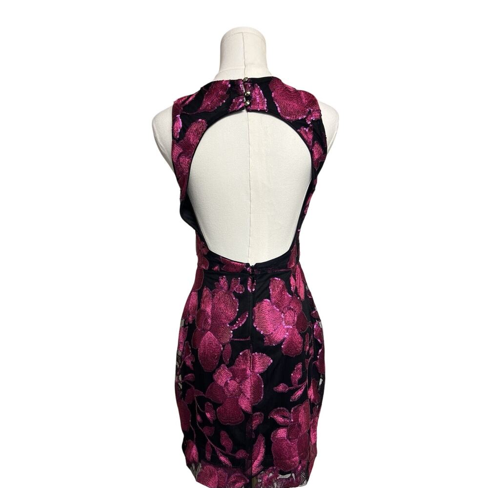 Guess Mini Dress Size 4 Fuschia Floral Sequins Embroidered Open Back Club Party - Picture 3 of 10